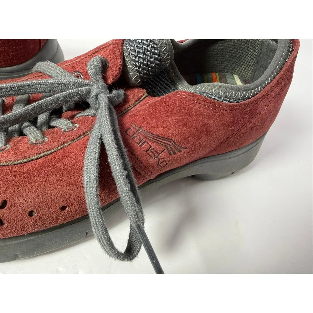 Dansko Elise Burgundy Suede Lace Up Walking Shoes Sneakers Womens 38 7.5-8